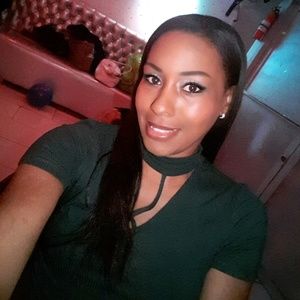 Meet your Posher, Angela